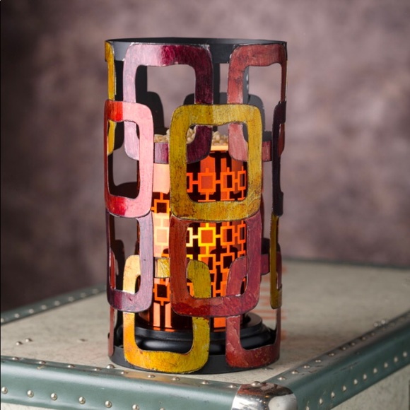 Pink Zebra Geo Squares Shade - Picture 1 of 2